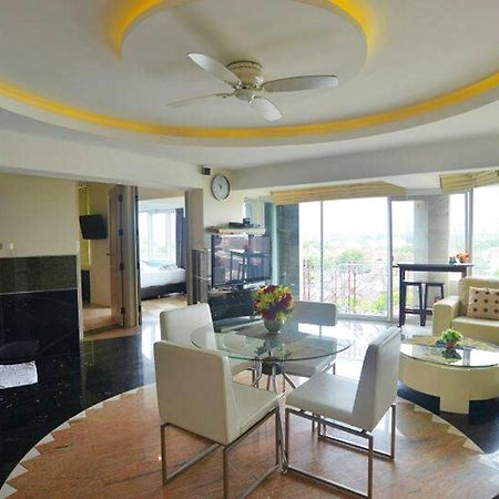 Penthouse Galare Thong Tower Apartment Chiang Mai Exterior photo