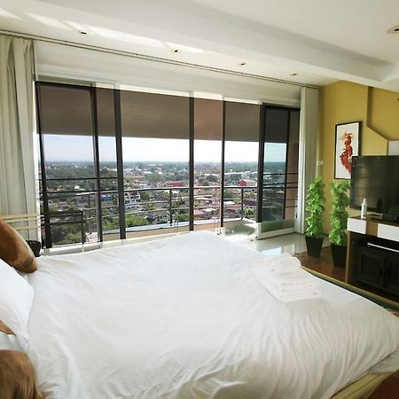 Penthouse Galare Thong Tower Apartment Chiang Mai Exterior photo