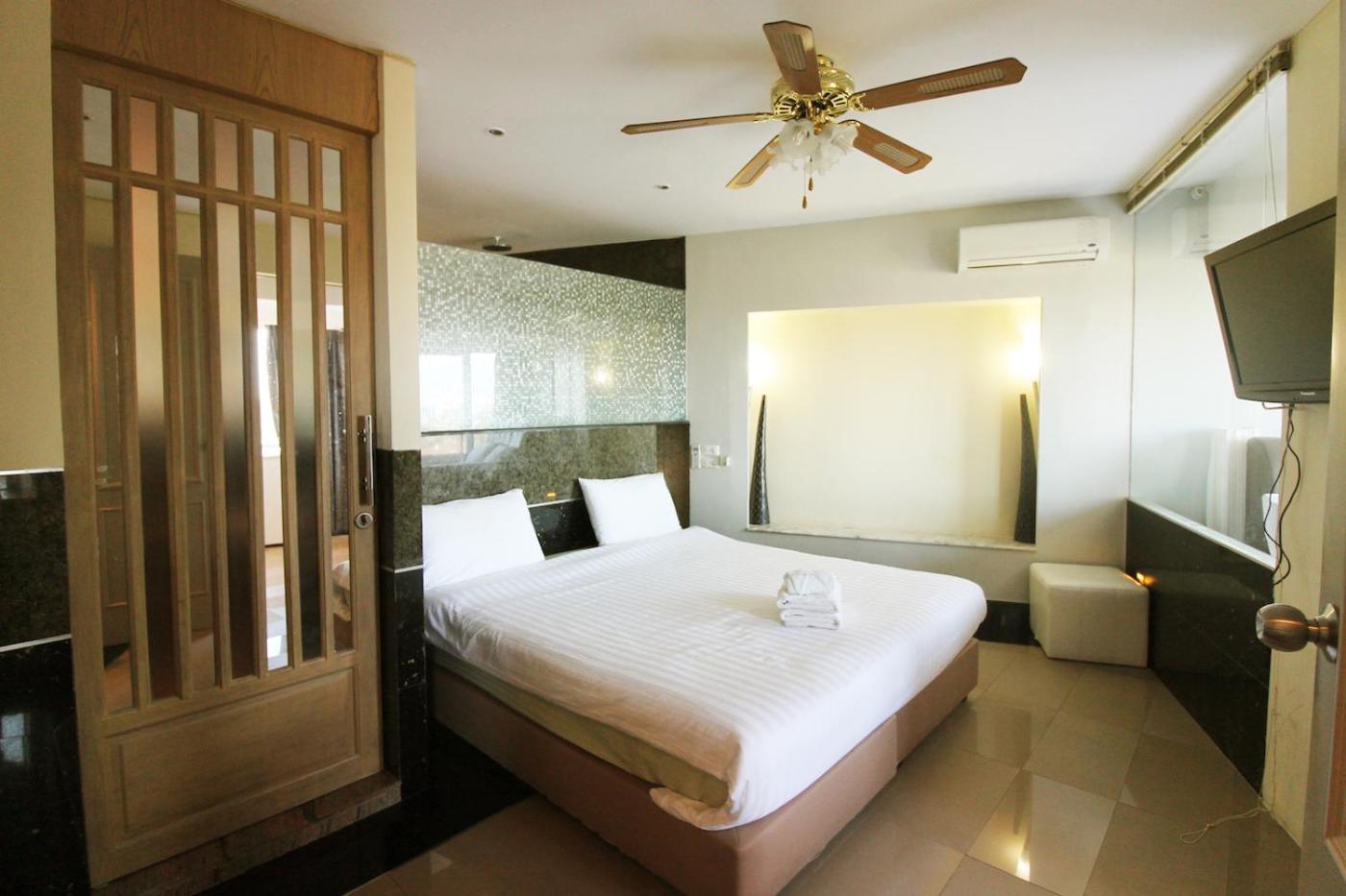 Penthouse Galare Thong Tower Apartment Chiang Mai Exterior photo